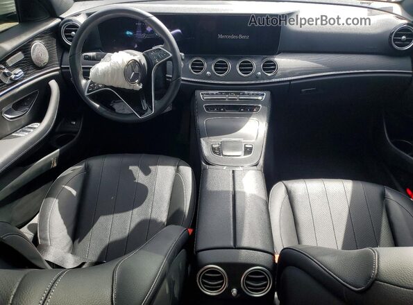 W1KZF8EB1PB184805 2023 MERCEDES-BENZ E White Widok deski rozdzielczej