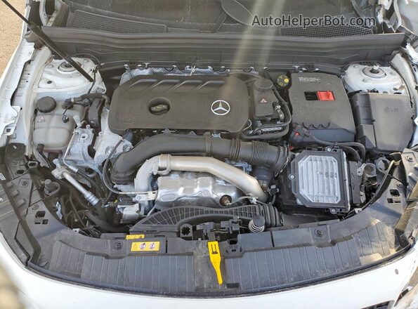W1N4M4HB4SW400607 2025 MERCEDES-BENZ GLB-CLASS White Vista del compartimento del motor