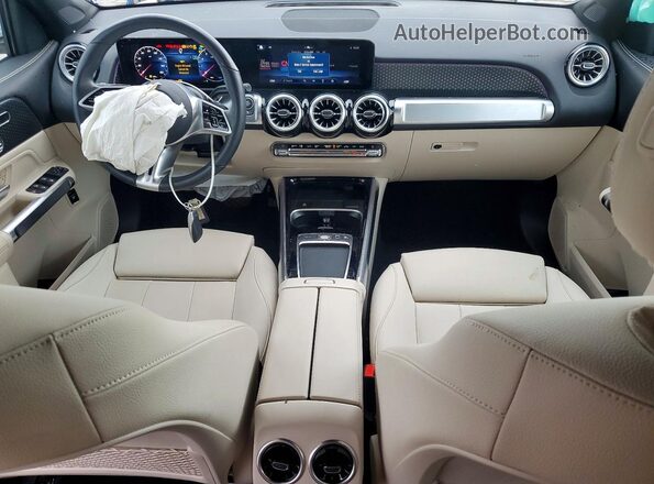 W1N4M4HB5SW417772 2025 MERCEDES-BENZ GLB-CLASS White Առջևի վահանակի տեսք