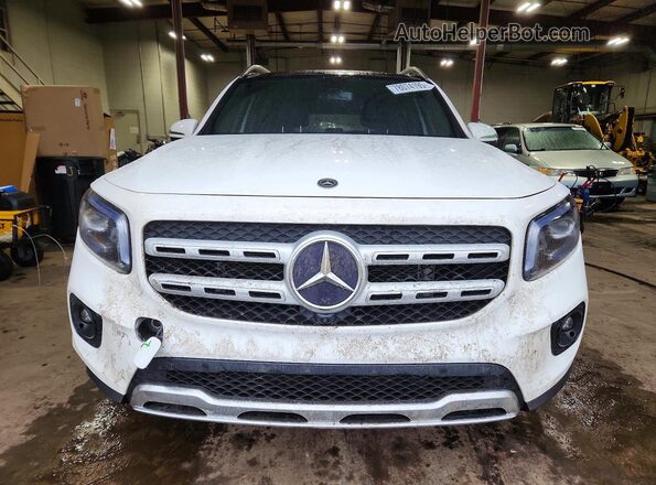 W1N4M4HB6NW246762 2022 MERCEDES-BENZ GLB-CLASS Белый Вид спереди