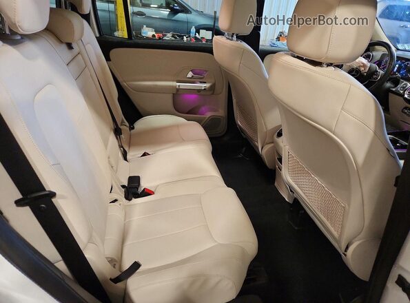 W1N4M4HB7PW270958 2023 MERCEDES-BENZ GLB-CLASS Белый Вид задней части салона
