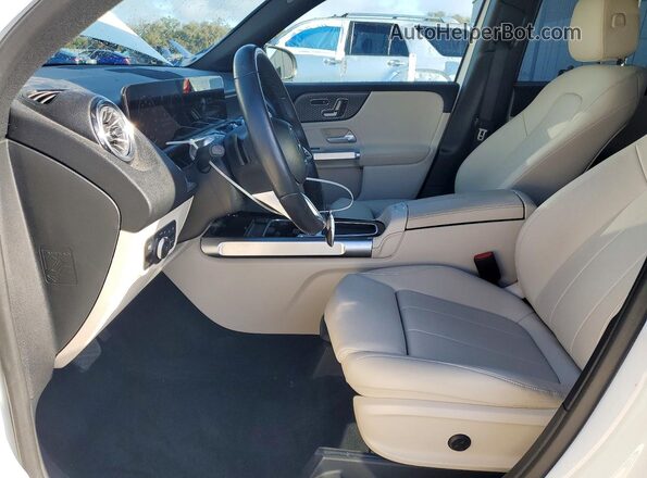 W1N4M4HB8RW343838 2024 MERCEDES-BENZ GLB-CLASS White Սալոնի դիմացի տեսք