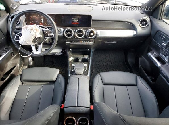 W1N4M4HBXLW046433 2020 MERCEDES-BENZ GLB-CLASS Синий Вид панели приборов