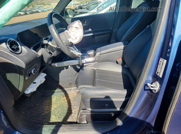 W1N4M4HBXLW046433 2020 MERCEDES-BENZ GLB-CLASS Синий Вид салона спереди