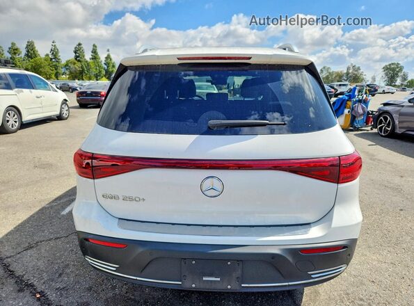 W1N9M0CB2RN092052 2024 MERCEDES-BENZ EQB White Հետևի տեսք
