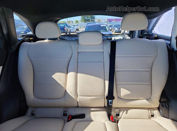 W1NKM4GB8PF048020 2023 MERCEDES-BENZ GLC-CLASS Белый Вид задних сидений