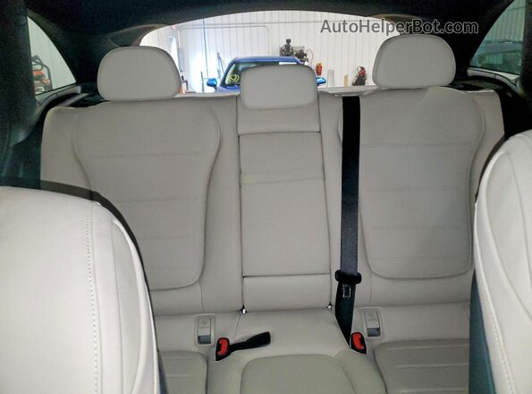 W1NKM4HB0RF224253 2024 MERCEDES-BENZ GLC-CLASS Желто-коричневый Вид задних сидений