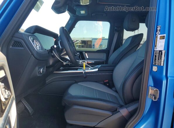 W1NWM0AB6SX030346 2025 MERCEDES-BENZ G-CLASS Blue Вид салону спереду