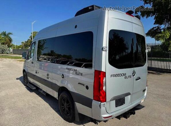 W1X4EBHY0NP484324 2022 MERCEDES-BENZ SPRINTER Серебряный Задняя левая четверть