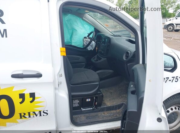 W1YV0CEY2P4238209 2023 MERCEDES-BENZ METRIS White Vista interior delantera