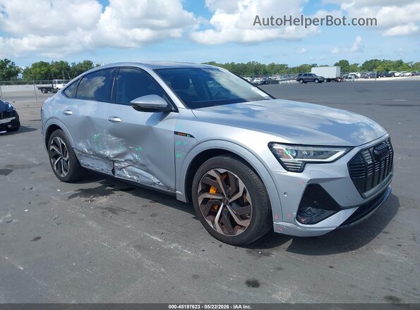 WA12AAGEXNB031825 2022 AUDI E-TRON Silver Front right