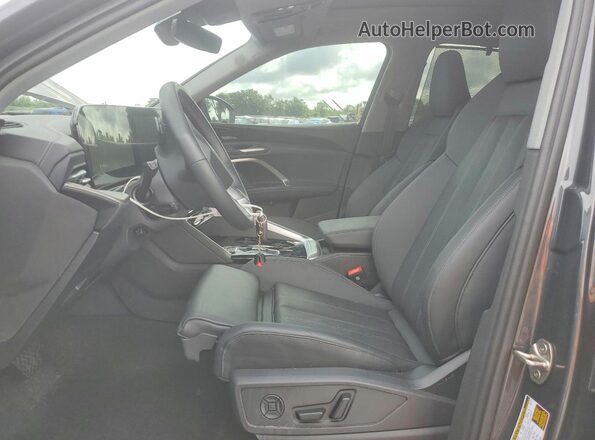 WA12AAGUXS2021072 2025 AUDI Q5 Серый Вид салона спереди