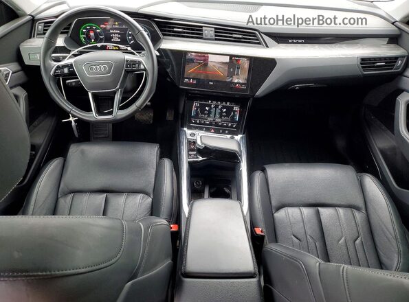 WA13AAGE2NB010259 2022 AUDI E-TRON Gray Widok deski rozdzielczej