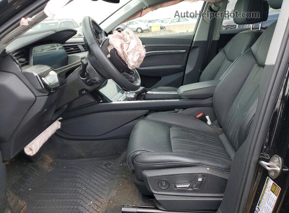WA13AAGE6NB009566 2022 AUDI E-TRON Black Widok wnętrza z przodu