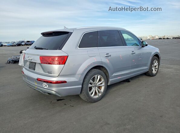 WA1AAAF75HD004023 2017 AUDI Q7 Серебряный Задняя правая четверть