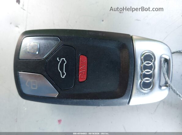 WA1AAAF77HD005576 2017 AUDI Q7 White Dashboard view