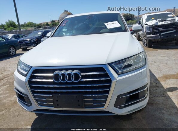 WA1AAAF77HD005576 2017 AUDI Q7 White Instrument cluster view