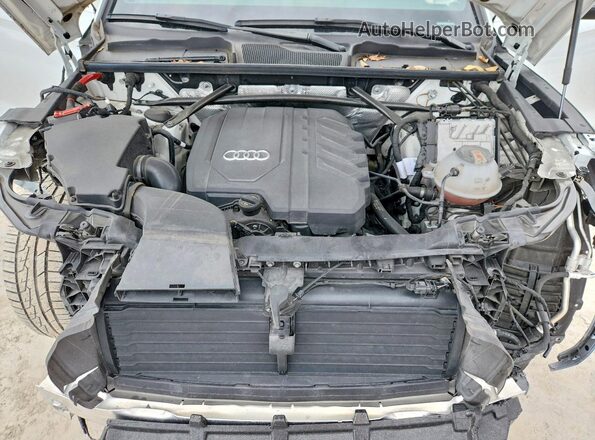 WA1AAAFY3M2091502 2021 AUDI Q5 White ძრავის განყოფილების ხედი