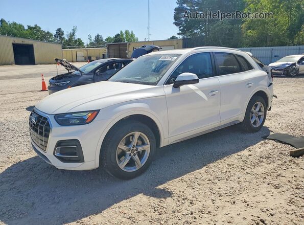 WA1AAAFY4M2114379 2021 AUDI Q5 Белый Передняя левая четверть