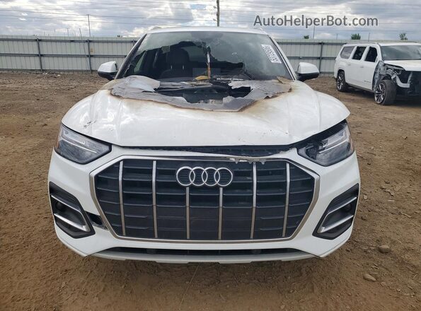 WA1AAAFY8M2132755 2021 AUDI Q5 Белый Вид спереди