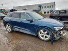 2019 Audi E-tron Progressiv Синий vin: WA1AAAGE6KB011756