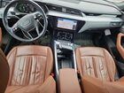 2019 Audi E-tron Progressiv Синий vin: WA1AAAGE6KB011756