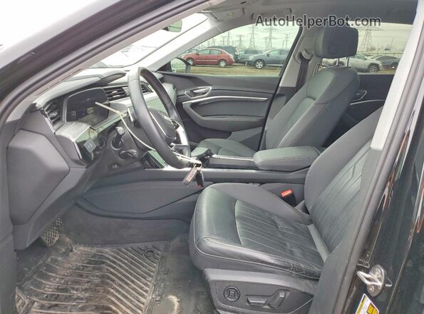WA1AAAGE9MB008093 2021 AUDI E-TRON Black Widok wnętrza z przodu