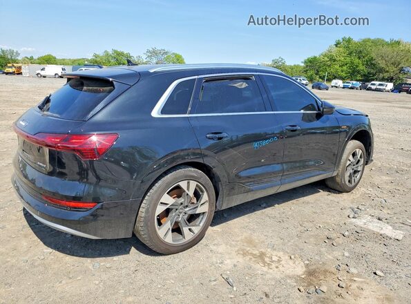 WA1AAAGEXMB020642 2021 AUDI E-TRON Черный Задняя правая четверть