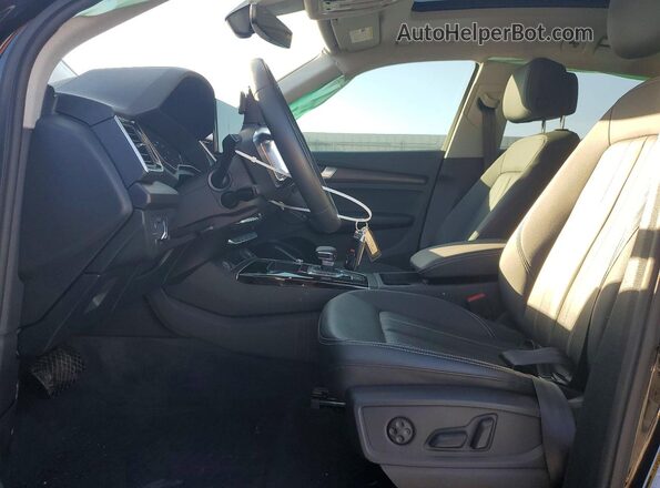 WA1ABAFY0R2018253 2024 AUDI Q5 Черный Вид салона спереди