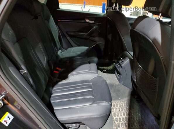 WA1ABAFY2P2192953 2023 AUDI Q5 Gray Widok tylnych siedzeń