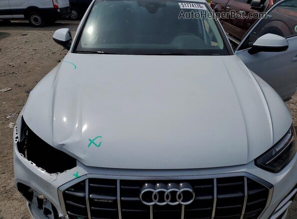 WA1ABAFY4P2080395 2023 AUDI Q5 White Vista del compartimento del motor
