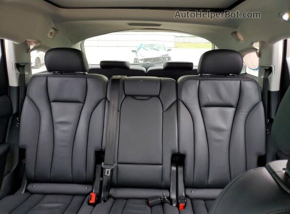 WA1ACBF78PD012776 2023 AUDI Q7 Black Widok tylnych siedzeń