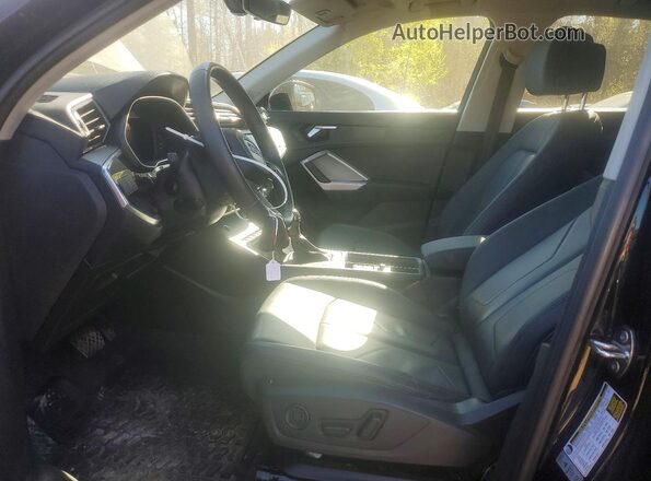 WA1AECF31N1064892 2022 AUDI Q3 Черный Вид салона спереди
