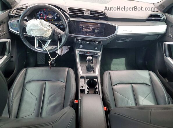 WA1AECF36L1105871 2020 AUDI Q3 Серебряный Вид панели приборов