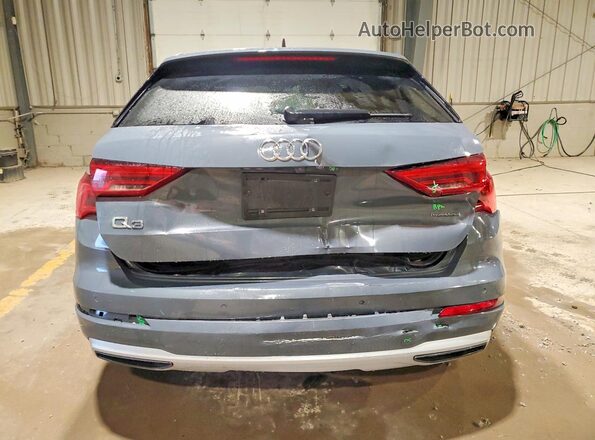 WA1AECF37L1111100 2020 AUDI Q3 Серый Вид сзади