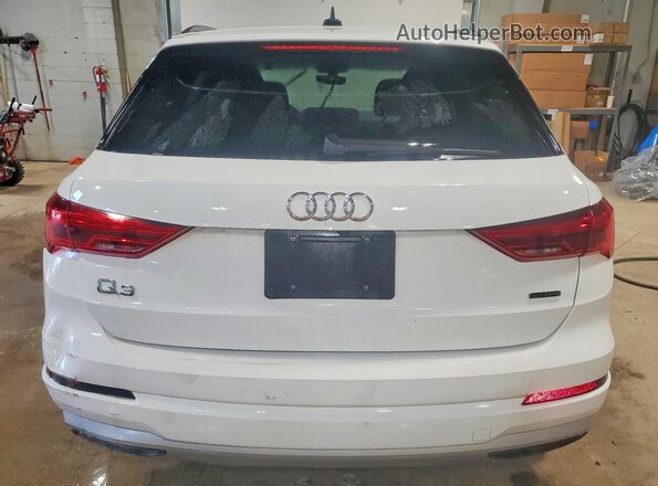 WA1AECF38N1077154 2022 AUDI Q3 Белый Вид сзади