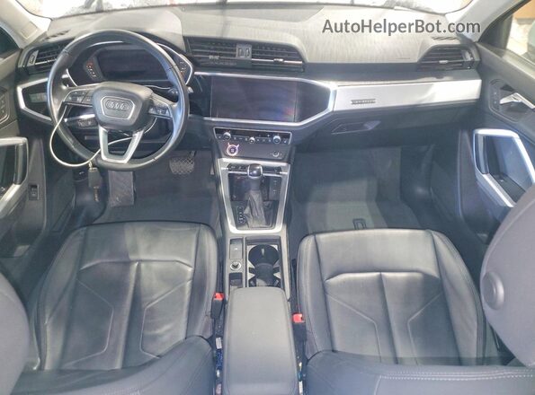 WA1AECF38N1077154 2022 AUDI Q3 Белый Вид панели приборов