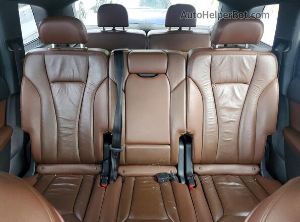 WA1AHAF7XHD038759 2017 AUDI Q7 Синий Вид задних сидений