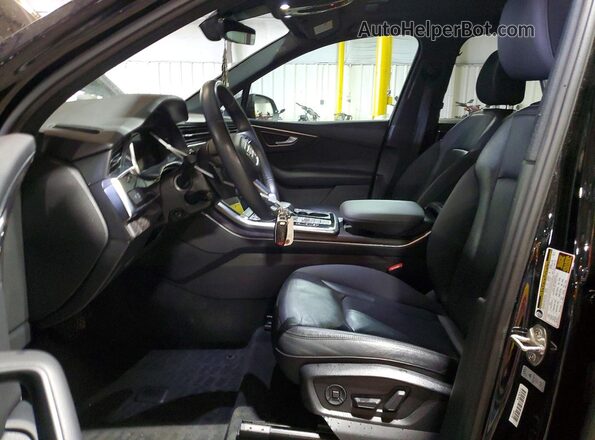 WA1AJAF73MD017265 2021 AUDI Q7 Черный Вид салона спереди