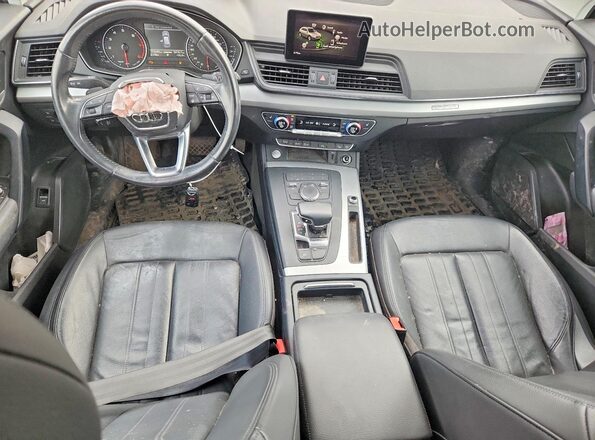 WA1ANAFY3K2054516 2019 AUDI Q5 White Вид панелі приладів