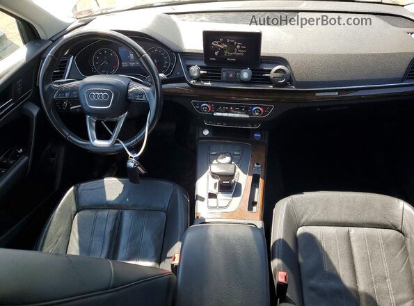WA1ANAFY5J2004652 2018 AUDI Q5 Белый Вид панели приборов