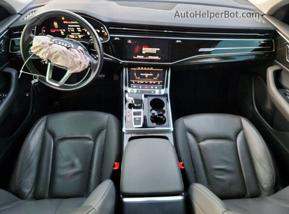 WA1AVAF19MD031106 2021 AUDI Q8 Black Dashboard view