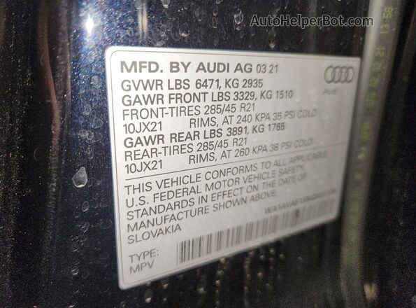WA1AVAF19MD031106 2021 AUDI Q8 Black Engine compartment view