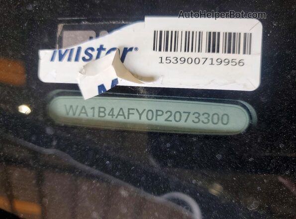 WA1B4AFY0P2073300 2023 AUDI SQ5 White Vista del compartimento del motor