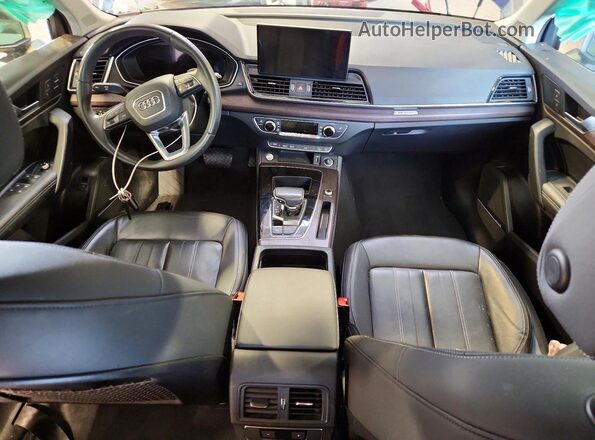 WA1BAAFY0M2083930 2021 AUDI Q5 Синий Вид панели приборов