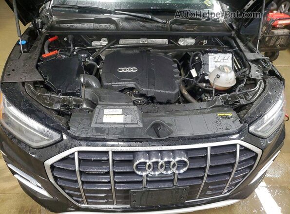 WA1BAAFY2M2005147 2021 AUDI Q5 Черный Вид задней части салона