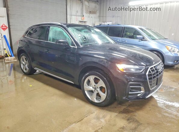 WA1BAAFY2M2005147 2021 AUDI Q5 Черный Передняя правая четверть
