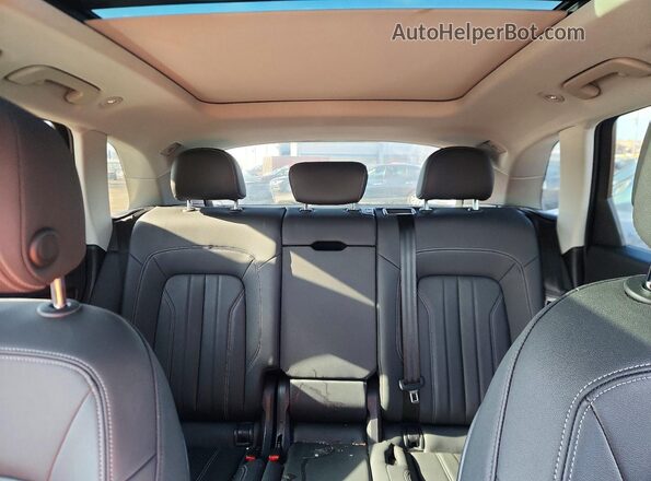WA1BAAFY7M2092589 2021 AUDI Q5 Черный Вид задних сидений