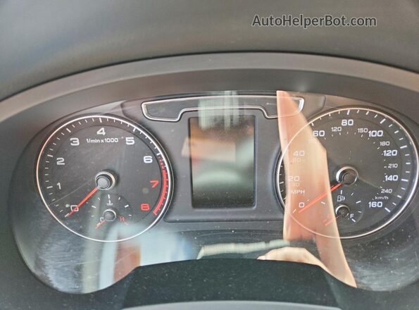 WA1BCCFS1JR001370 2018 AUDI Q3 White Instrument cluster view