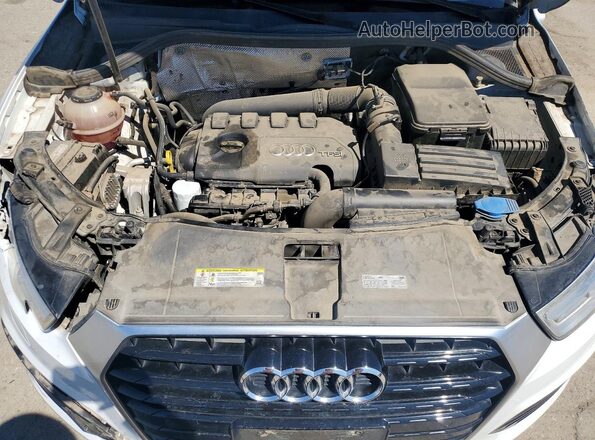 WA1BCCFS2JR008697 2018 AUDI Q3 White Vista interior trasera